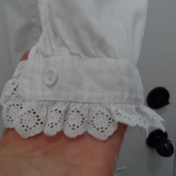 Vintage, Cotton Poplin Lace Blouse Button Down , long sleeve - Picture 3 of 15